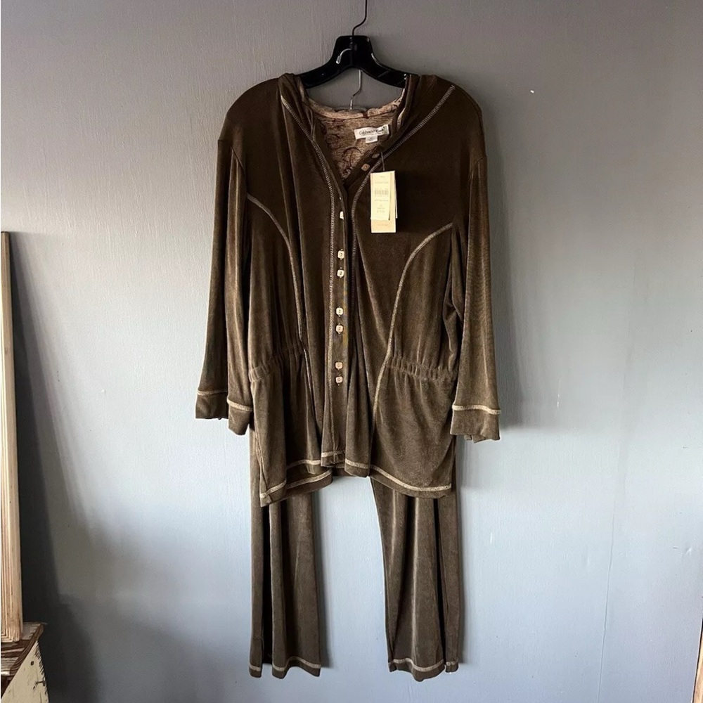 NWT Womens ColdWater Creek
Mesh Line Travel Knit Pajama Set Sz
2 XL Brown Lounge